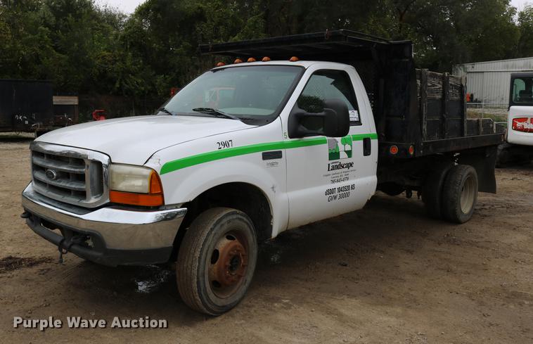 image for item DD0033 1999 Ford F450 Super Duty dump truck