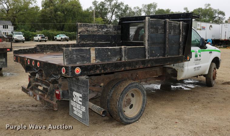 image for item DD0033 1999 Ford F450 Super Duty dump truck