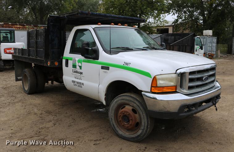 image for item DD0033 1999 Ford F450 Super Duty dump truck