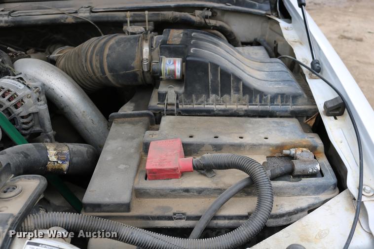 image for item DD0033 1999 Ford F450 Super Duty dump truck