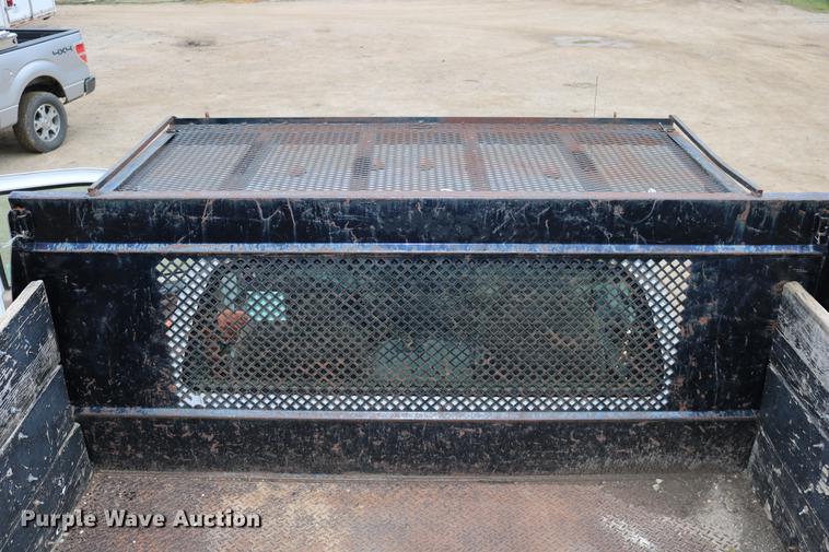 image for item DD0033 1999 Ford F450 Super Duty dump truck