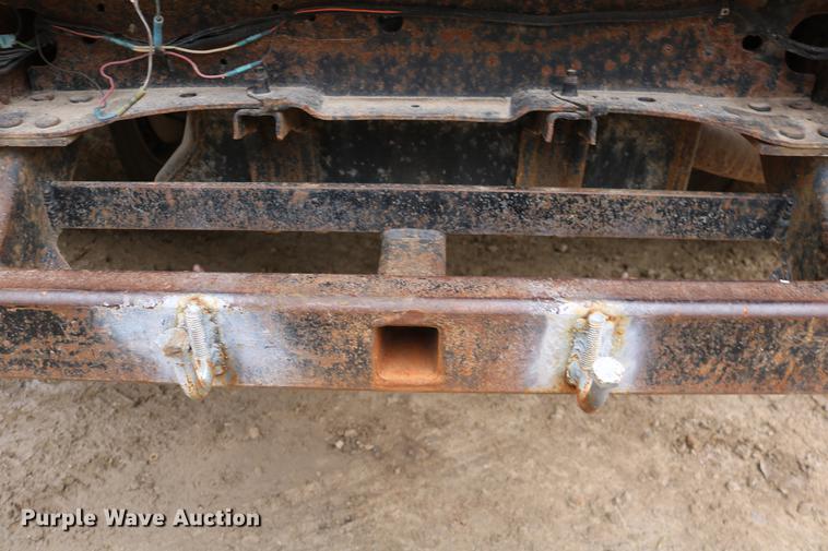 image for item DD0033 1999 Ford F450 Super Duty dump truck