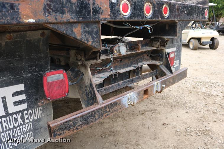 image for item DD0033 1999 Ford F450 Super Duty dump truck