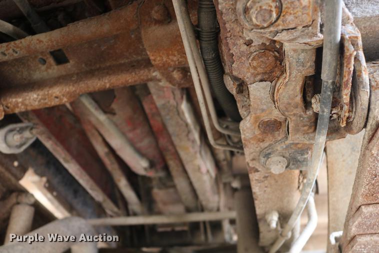 image for item DD0033 1999 Ford F450 Super Duty dump truck