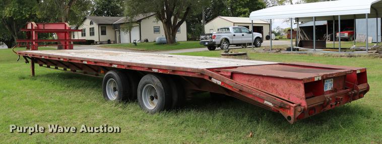 image for item DD0048 2006 QWS Express Trailers equipment trailer