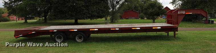 image for item DD0048 2006 QWS Express Trailers equipment trailer