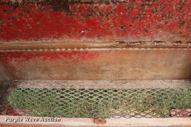 image for item DD0048 2006 QWS Express Trailers equipment trailer