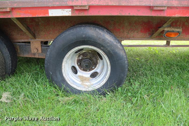image for item DD0048 2006 QWS Express Trailers equipment trailer