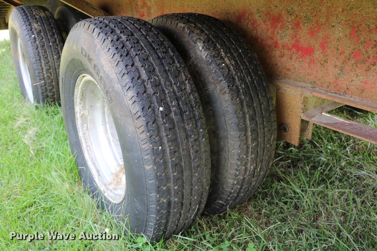 image for item DD0048 2006 QWS Express Trailers equipment trailer