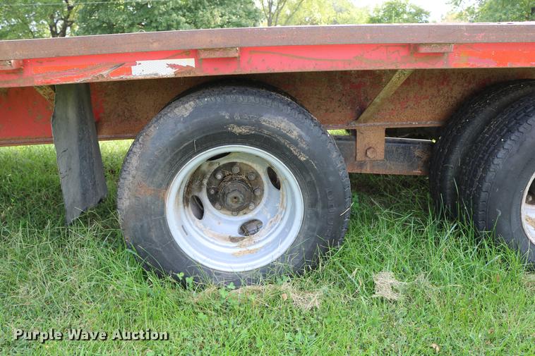 image for item DD0048 2006 QWS Express Trailers equipment trailer
