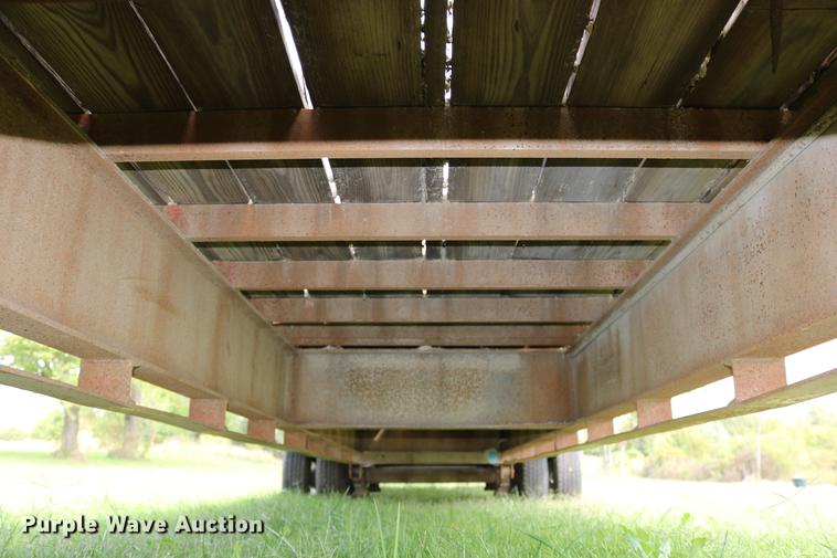 image for item DD0048 2006 QWS Express Trailers equipment trailer