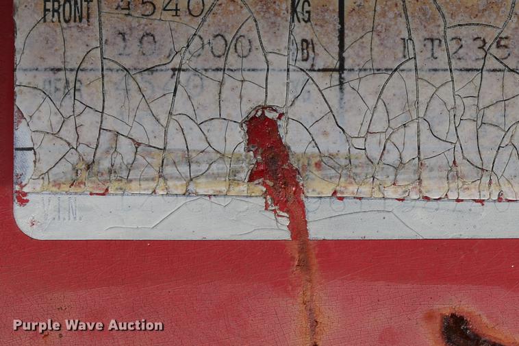 image for item DD0048 2006 QWS Express Trailers equipment trailer