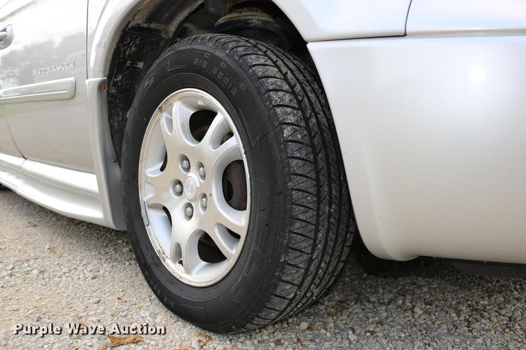 image for item DD0049 2004 Dodge Grand Caravan van