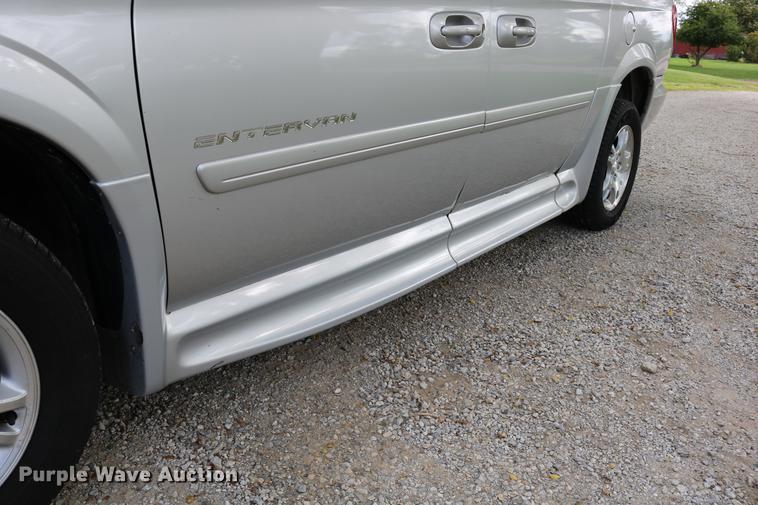 image for item DD0049 2004 Dodge Grand Caravan van