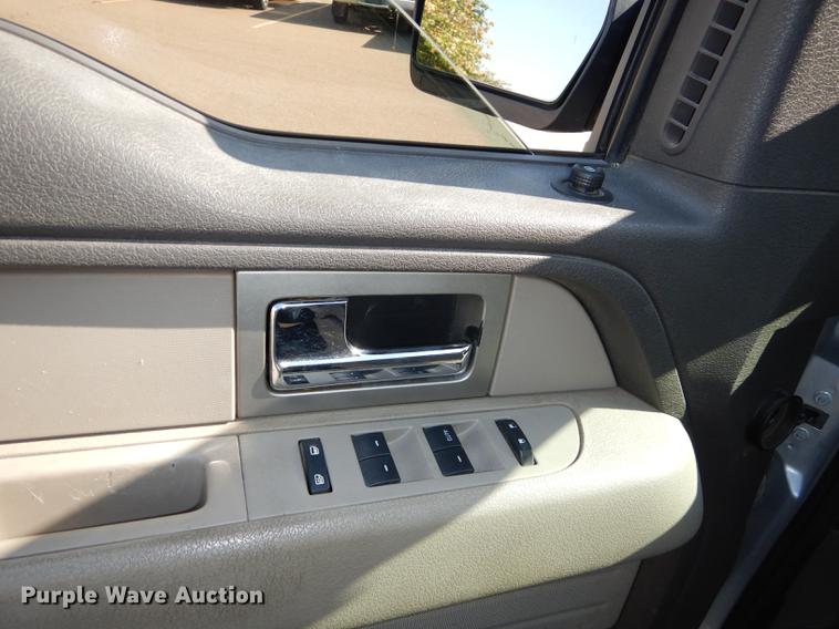 image for item DD0800 2010 Ford F150 XLT SuperCrew pickup truck