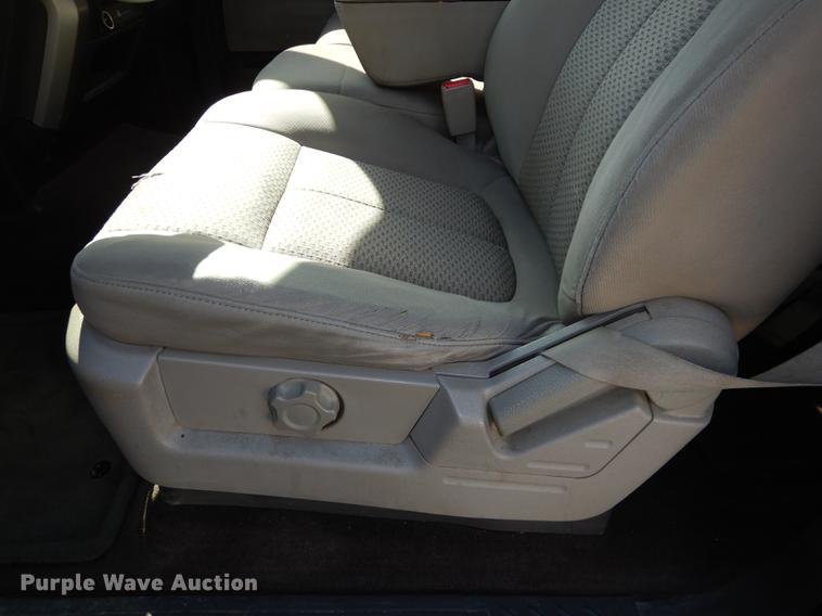 image for item DD0800 2010 Ford F150 XLT SuperCrew pickup truck