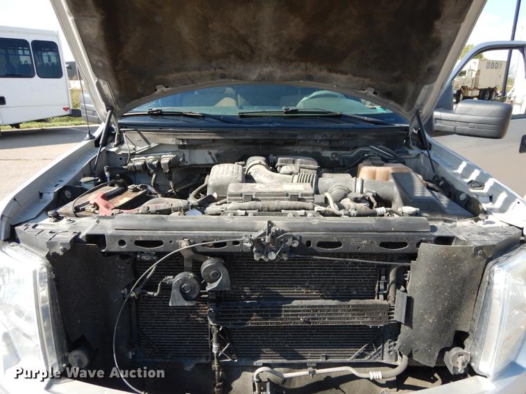 image for item DD0800 2010 Ford F150 XLT SuperCrew pickup truck