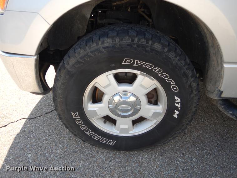 image for item DD0800 2010 Ford F150 XLT SuperCrew pickup truck