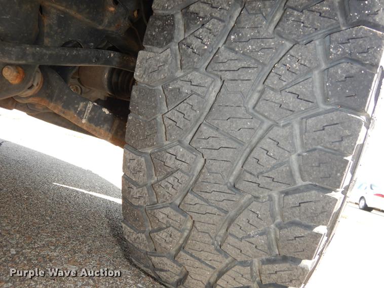 image for item DD0800 2010 Ford F150 XLT SuperCrew pickup truck