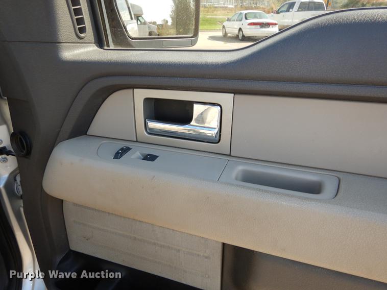 image for item DD0800 2010 Ford F150 XLT SuperCrew pickup truck