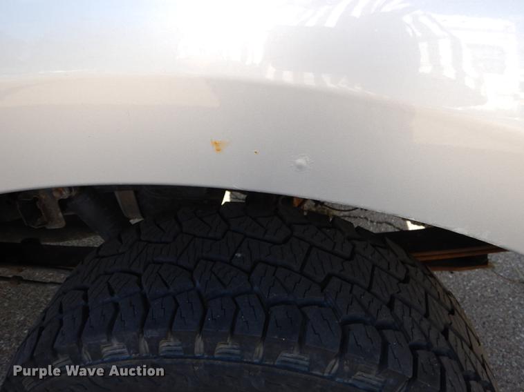 image for item DD0800 2010 Ford F150 XLT SuperCrew pickup truck