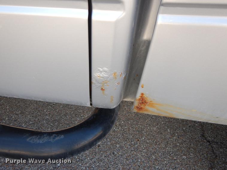 image for item DD0800 2010 Ford F150 XLT SuperCrew pickup truck