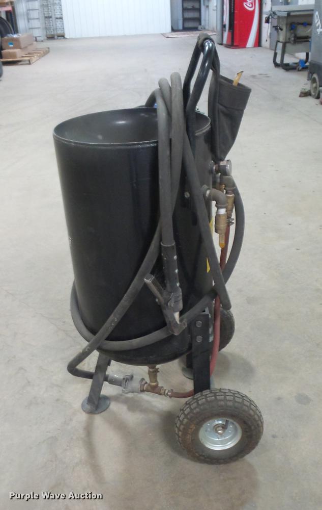 image for item DE9410 Bad Boy sand blaster