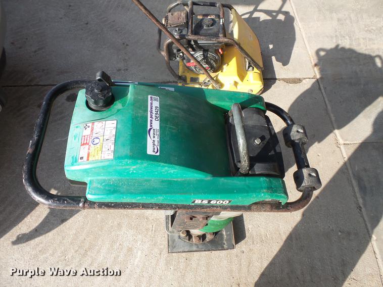 image for item DE9429 (2) Wacker plate compactors