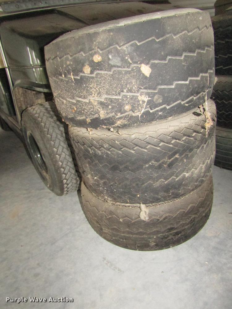 image for item DO9095 Yamaha Club Car golf cart