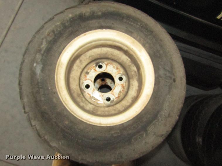 image for item DO9095 Yamaha Club Car golf cart