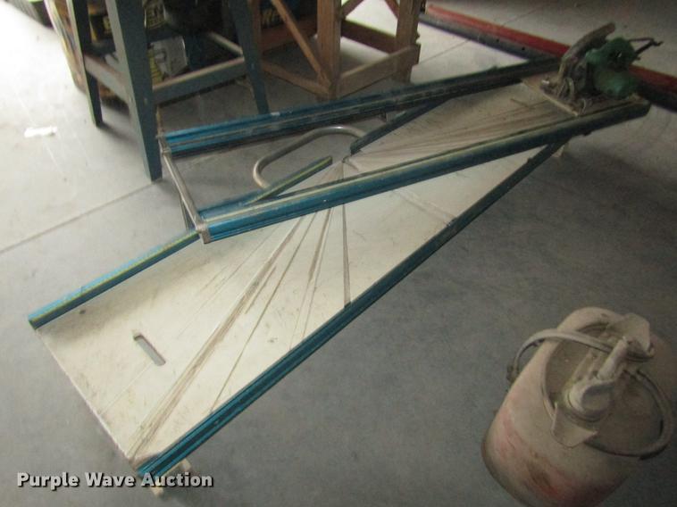 image for item DO9098 Tools