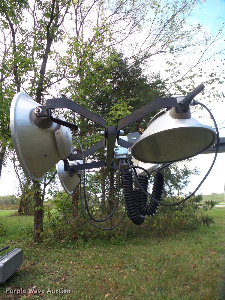 image for item DP9654 2014 Wacker LTN6 light plant