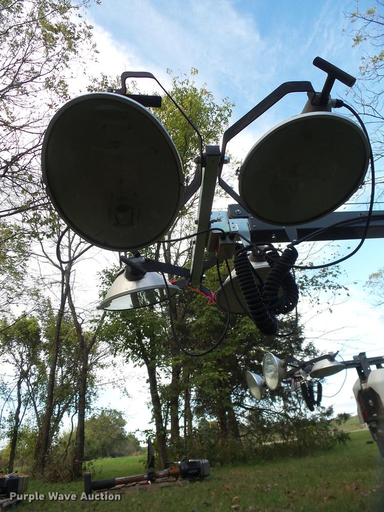 image for item DP9655 2013 Wacker LTN6 light plant