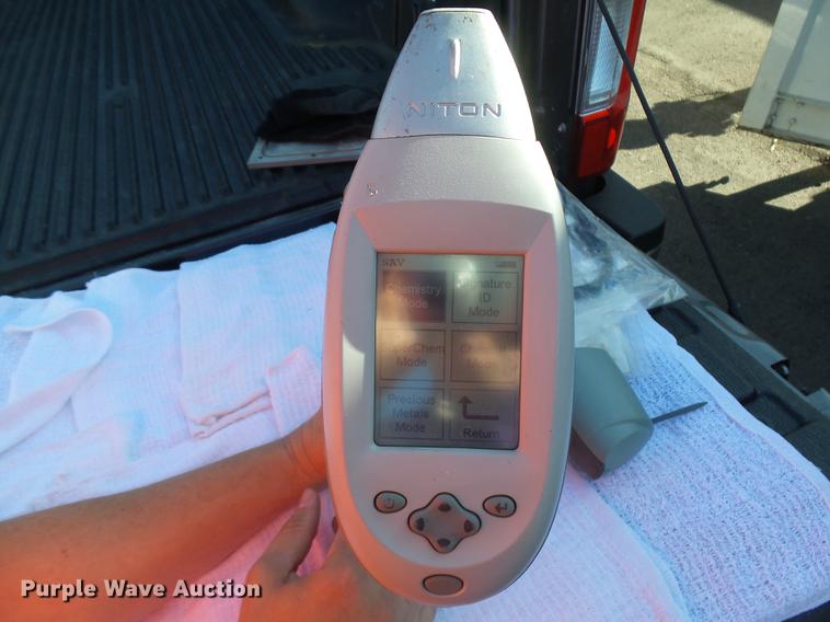 image for item DR9211 Niton XLT898 metal analyzer