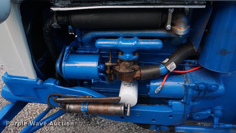 image for item DS9351 Ford 4000 Hi-Crop tractor