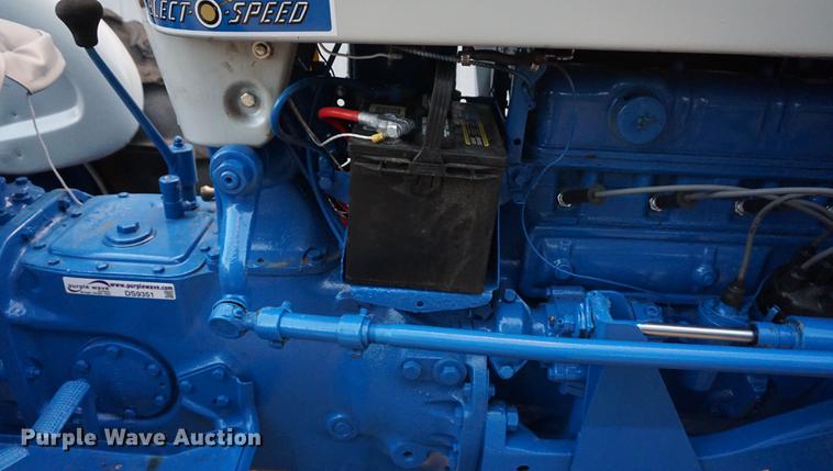 image for item DS9351 Ford 4000 Hi-Crop tractor