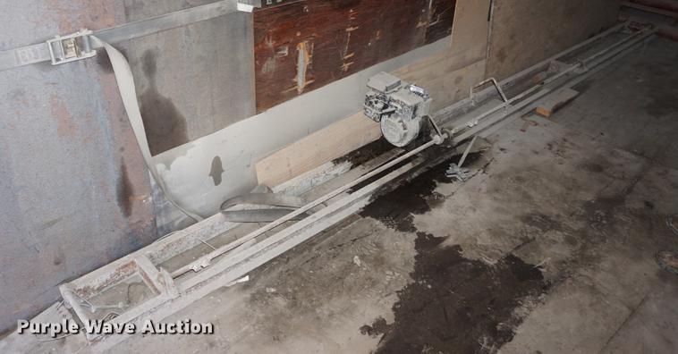 image for item DS9355 Concrete screed