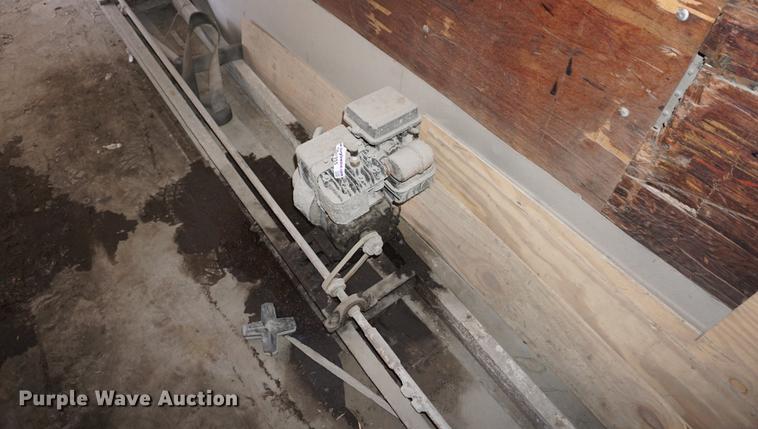 image for item DS9355 Concrete screed