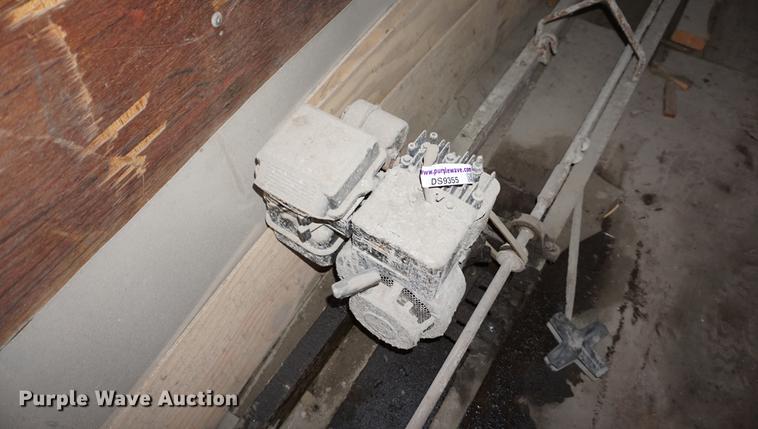 image for item DS9355 Concrete screed