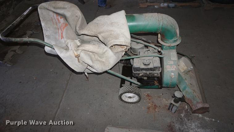 image for item DS9362 Billy Goat vacuum