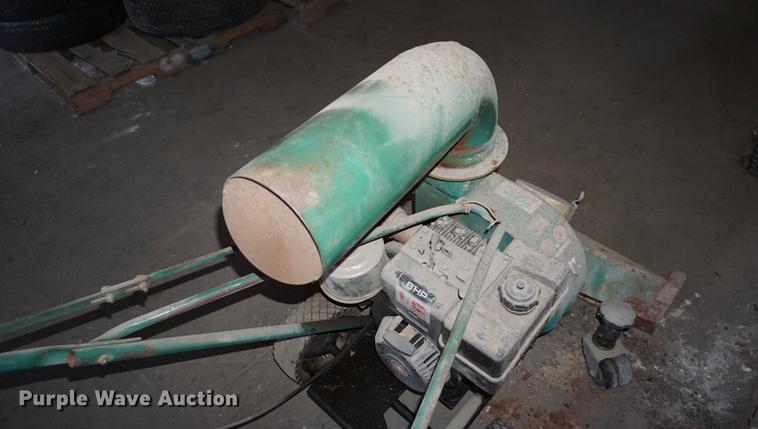 image for item DS9362 Billy Goat vacuum