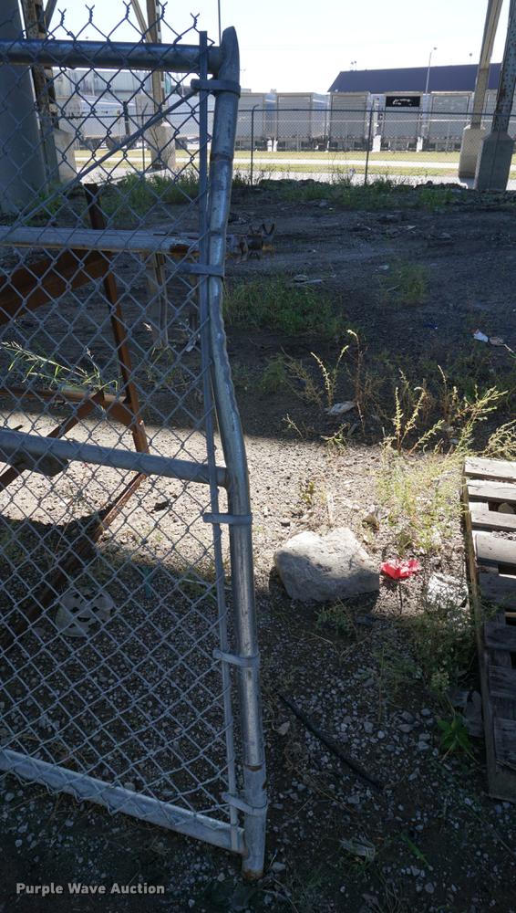 image for item DS9366 (3) chain link fence gates