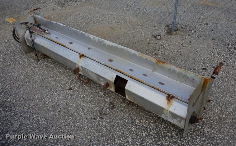 image for item DS9389 (2) tailgate spreaders