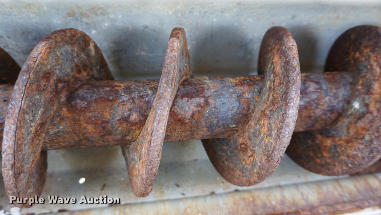 image for item DS9389 (2) tailgate spreaders