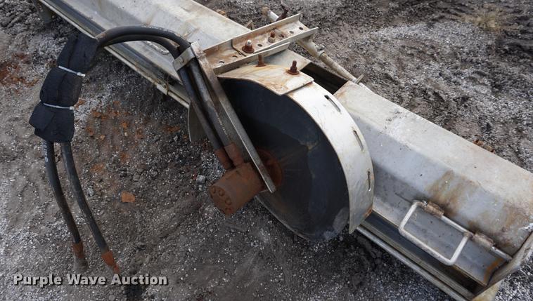 image for item DS9391 (2) tailgate spreaders