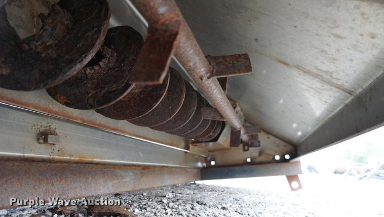 image for item DS9391 (2) tailgate spreaders