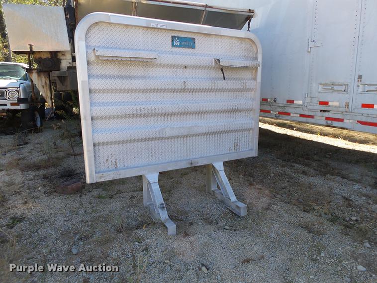 image for item DS9691 Merritt headache rack