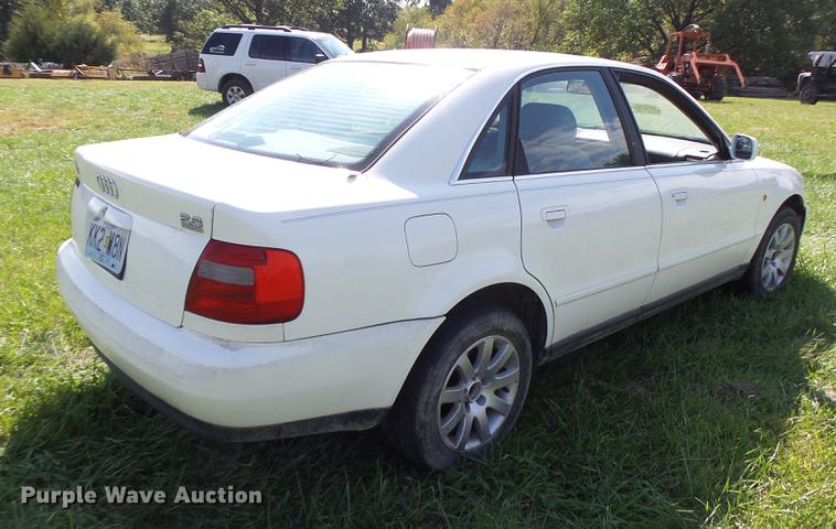 image for item DT9965 1998 Audi A4