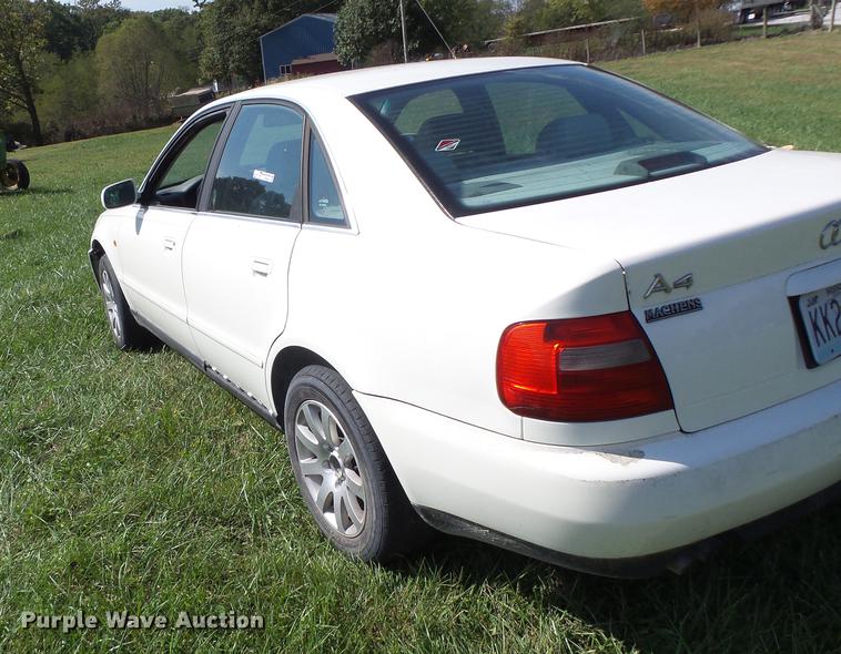 image for item DT9965 1998 Audi A4