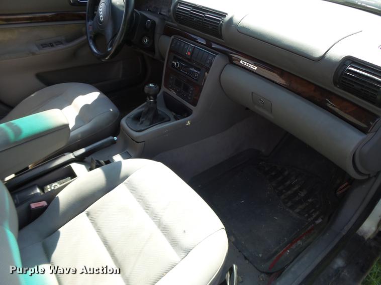 image for item DT9965 1998 Audi A4